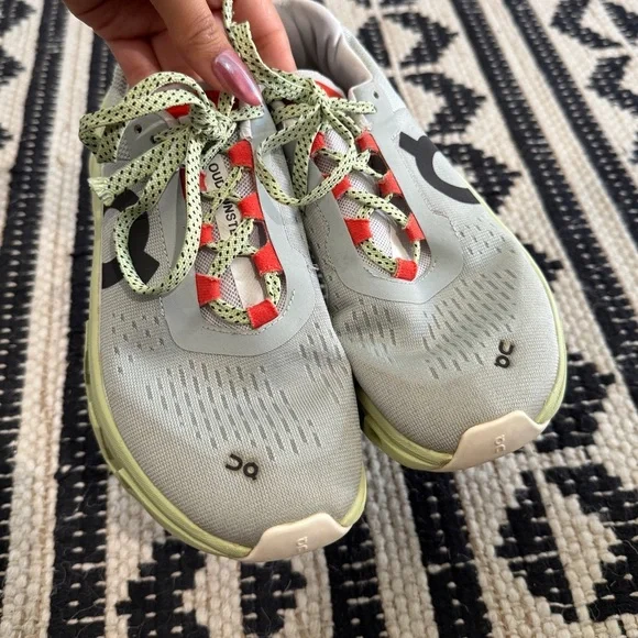 On Cloud Cloudmonster Running Shoes